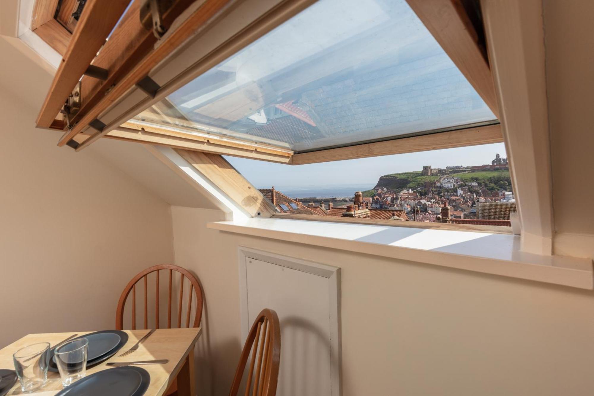 Discovery Accommodation Whitby Kültér fotó